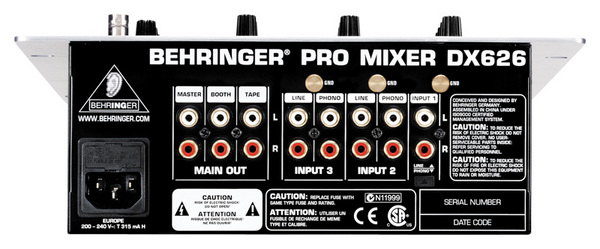 Behringer DX626