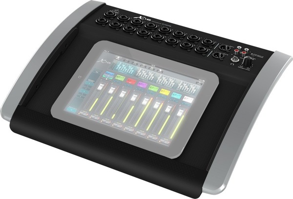 Behringer X18