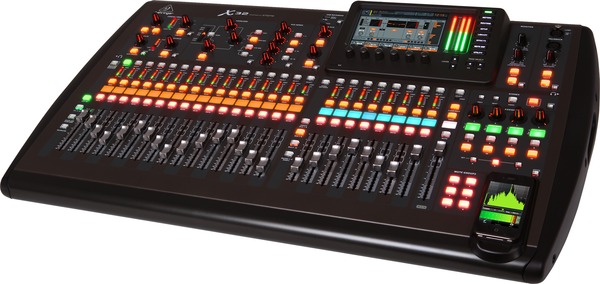 Behringer X32