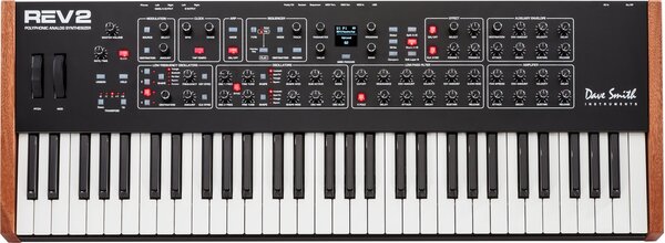 Prophet REV2 (8 voice)