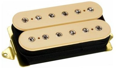 DP165 / The Breed Neck (cream)