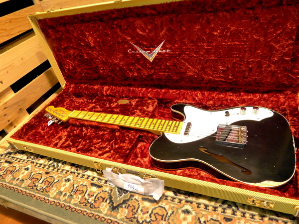 Fender LTD Loaded Thinline Nocaster - Relic (aged black)