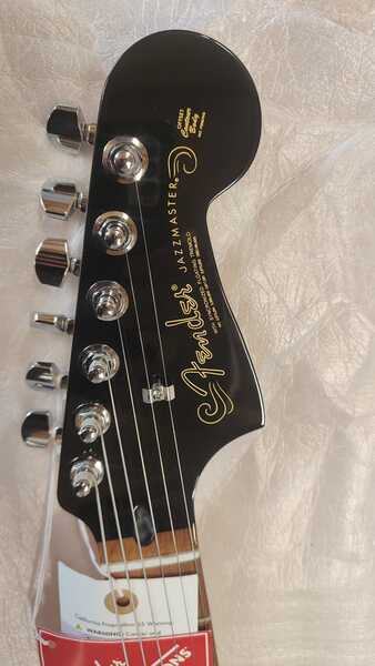 Fender Limited Edition Player Jazzmaster (3-color sunburst)