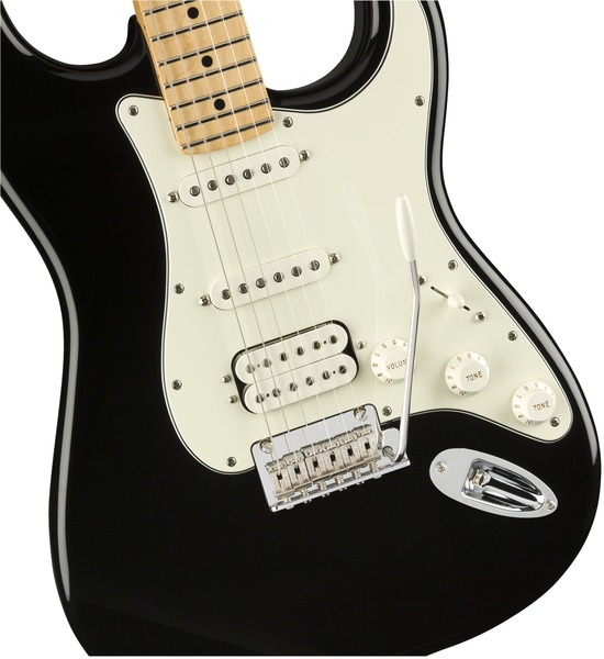 Fender Player Stratocaster HSS MN / Tremolo (black)