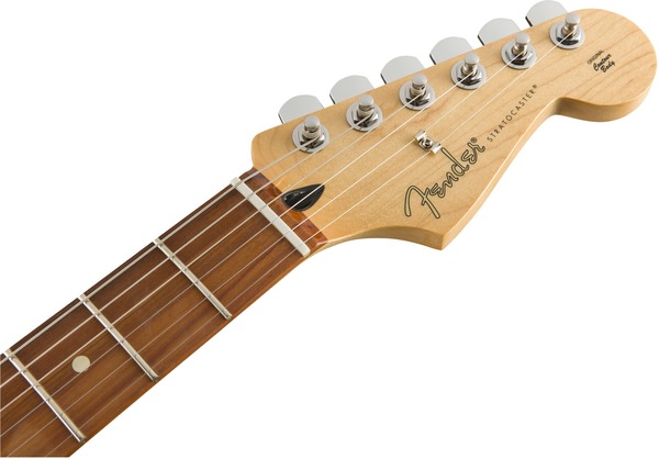 Fender Player Stratocaster HSS PF / Tremolo (3-color sunburst)