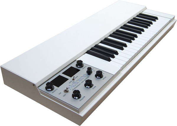Mellotron M4000D Mini (white)