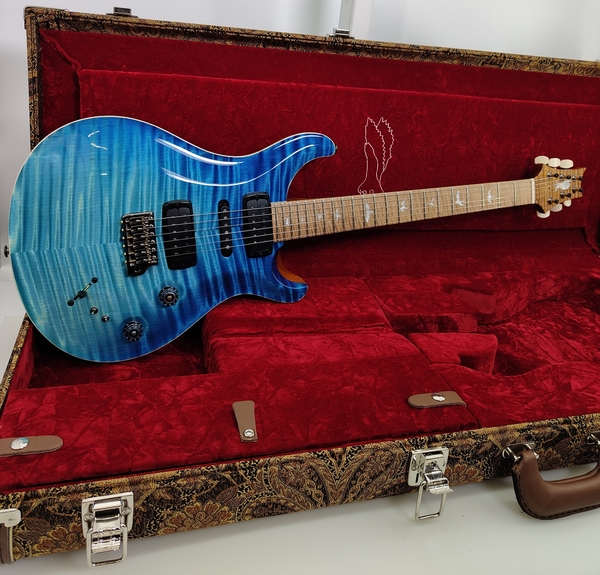 PRS Modern Eagle V Private Stock (aquamarine dragons breath w/ blue luminlays)