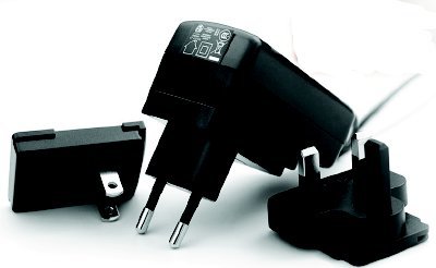 TC Electronic PowerPlug 9 (9V DC / 670mA / center -)