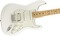 Fender Player Stratocaster HSS MN / Tremolo (polar white)