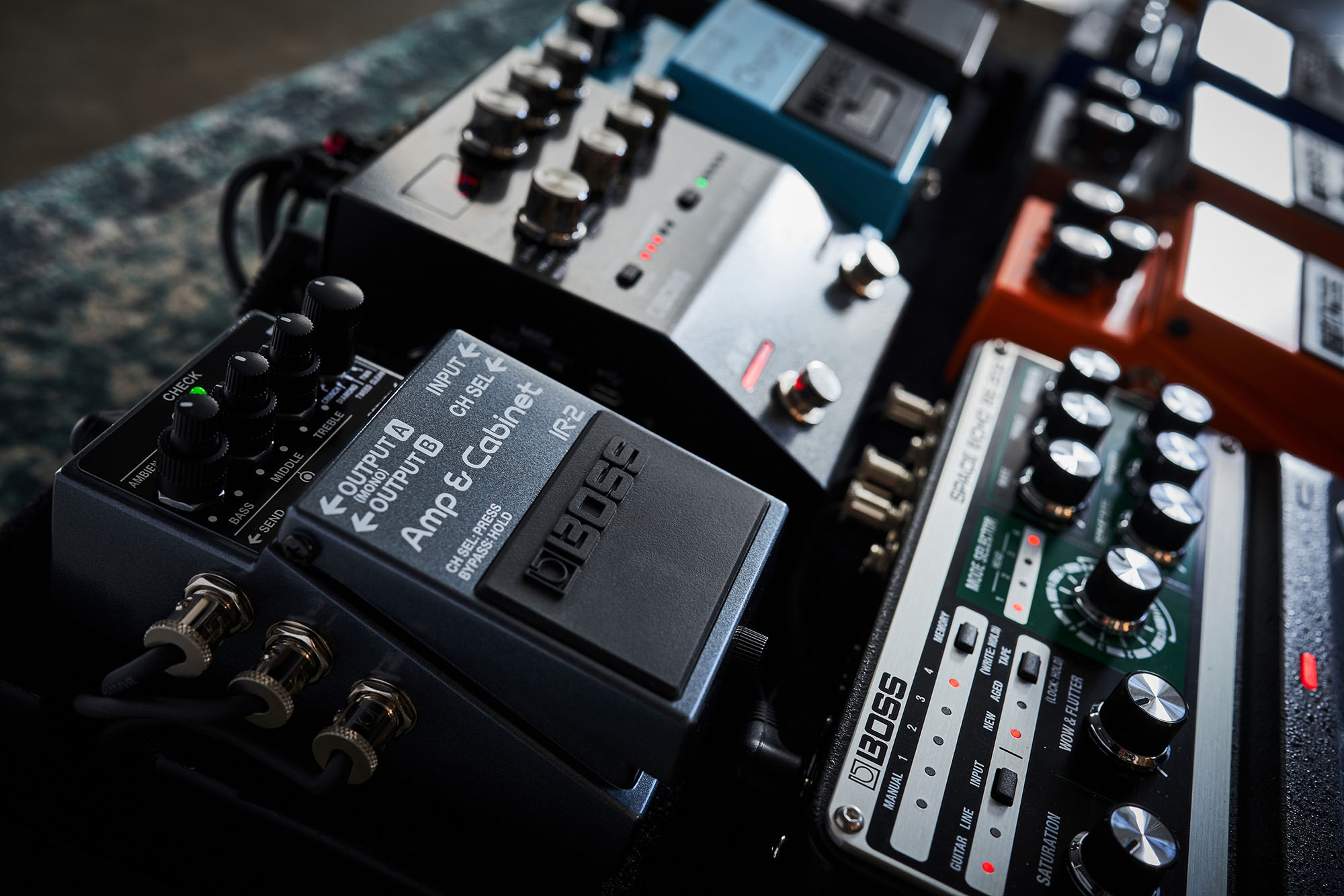 Boss IR-2 Amp & Cabinet | MusiX