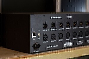 CONTROLLARE TUTTI I MODULI ATTRAVERSO UN'UNICA CONNESSIONE!