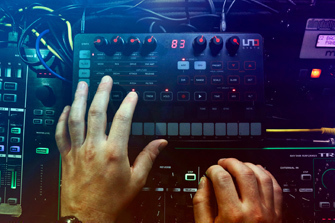 Use it standalone, live with your keyboard or with your DAW