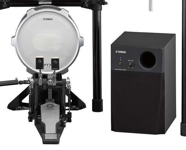 caisson de basses de 20 watts avec des basses riches.