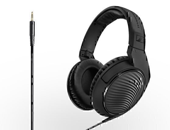 Superior fit and comfort for long sessions.