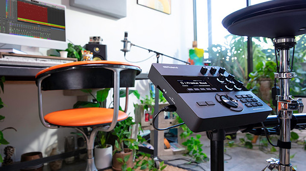 Multi-Channel Drum Recording—Using a Single Cable