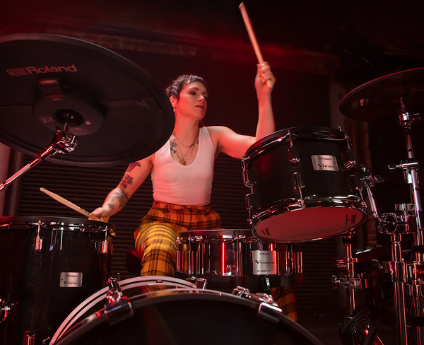 An Immersive Acoustic Drumming Experience