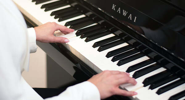 The Touch of a Grand Piano: Grand Feel III wooden key action