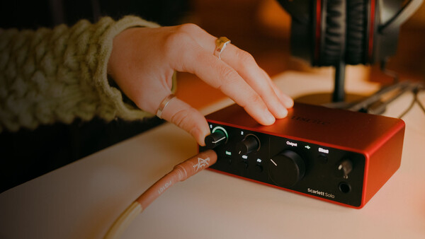 Colossal 120dB dynamic range