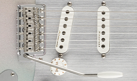 Vintage-style synchronized tremolo