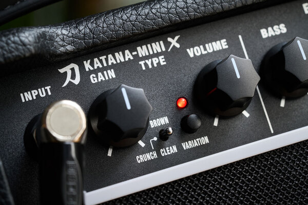 Toni classici Katana