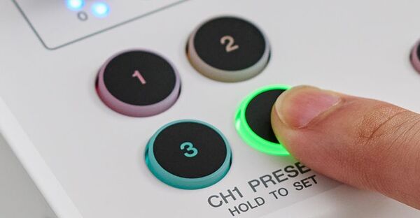 Vier Effekt-Preset-Tasten für CH1
