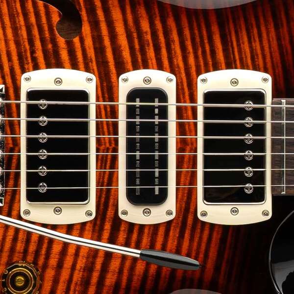 Humbucker/Narrowfield/Humbucker