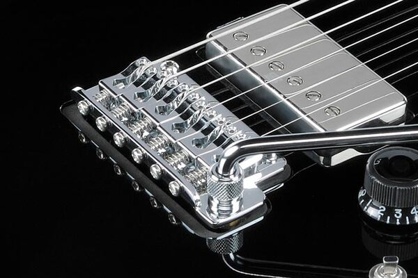 Gotoh® T1502 tremolo bridge