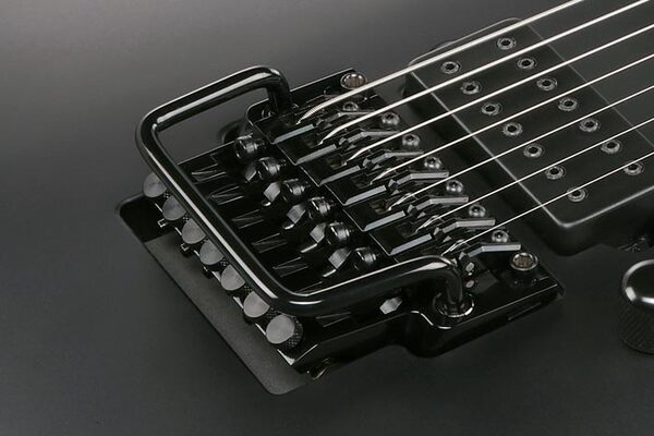 Lo-Pro Edge tremolo