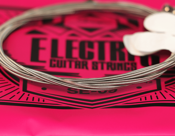 Corde per chitarra elettrica in lega nichelata per un suono brillante e stratificato e una lunga dur