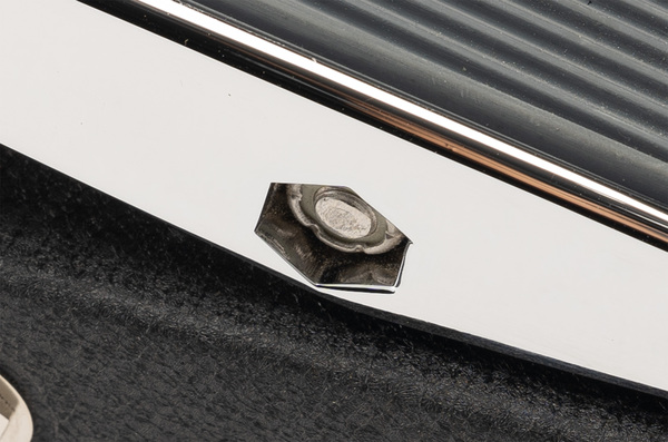 Volume Pedal mechanism inherited from our popular XV pedals